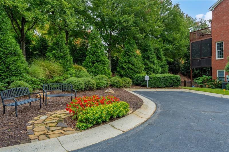 5964 Reddington Way, Sandy Springs, Georgia image 39
