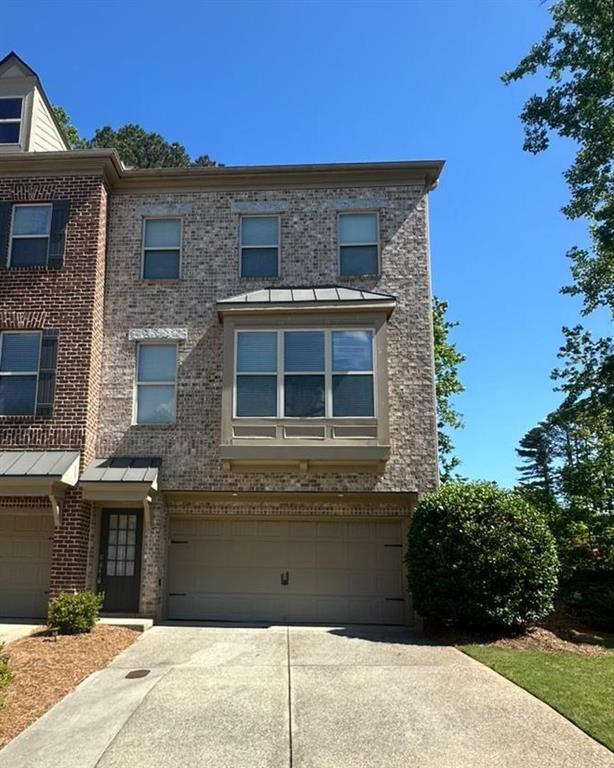 288 Blue Pointe Court, Suwanee, Georgia image 1