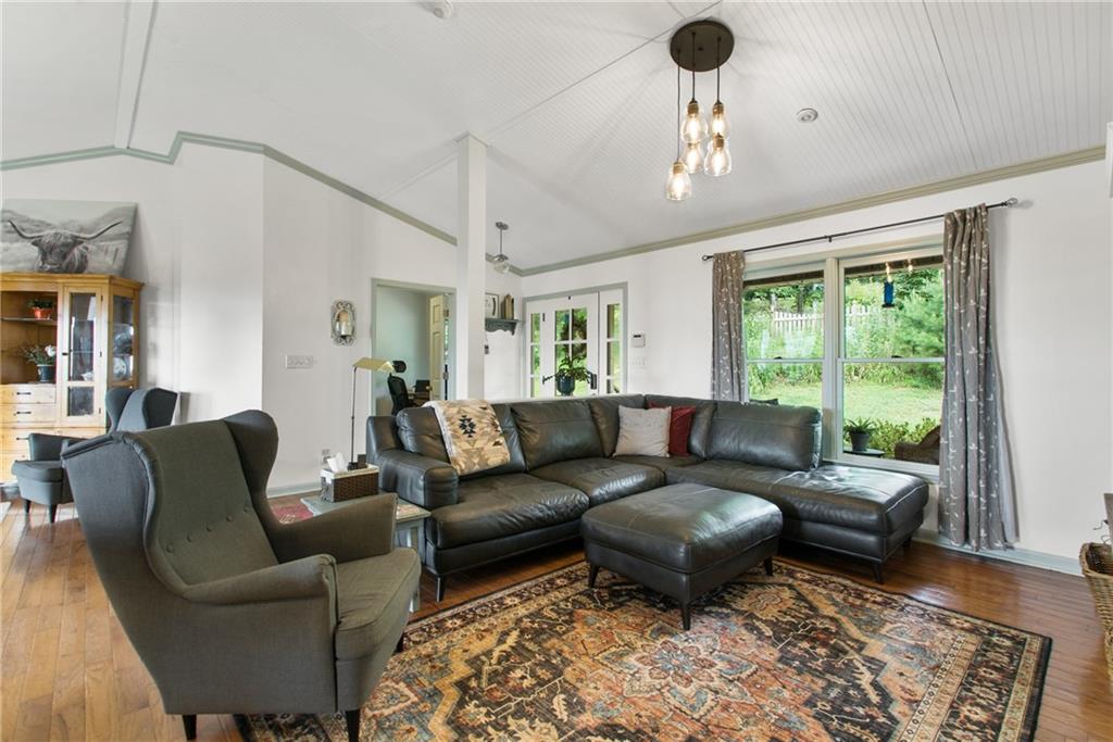 215 Lavender Trail NW