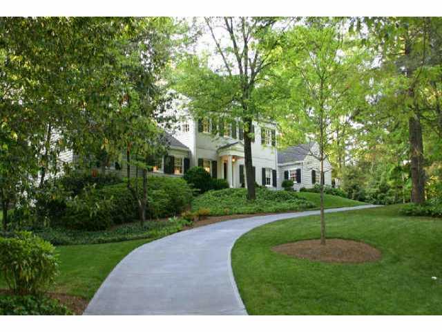 1st time listed!!Lovely New-England styled 2-sty brick/frame on glorious estate lot w/gunite pool. Just renovated to include new garage/guest house; redone master suite w/marble bath with privite office or nursery; sunny kitchen open to expansive new breakfast room, mudrm, laundry and 1/2 bath.