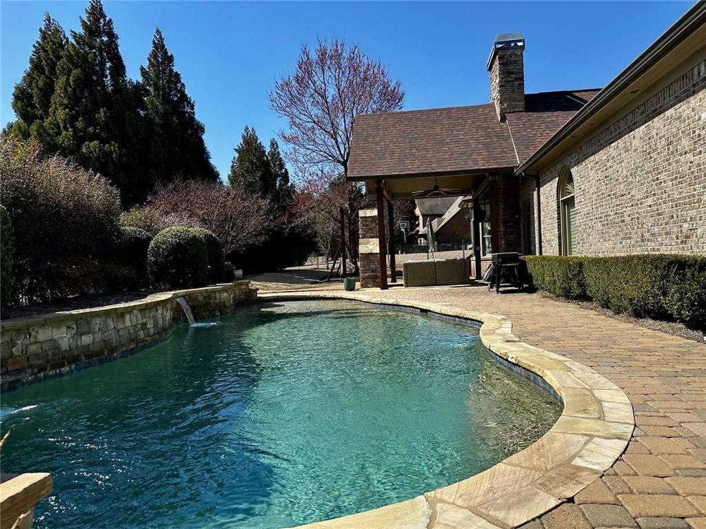 216 Slate Drive, Buford, Georgia image 2