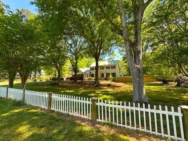 7635 Nesbit Ferry Road