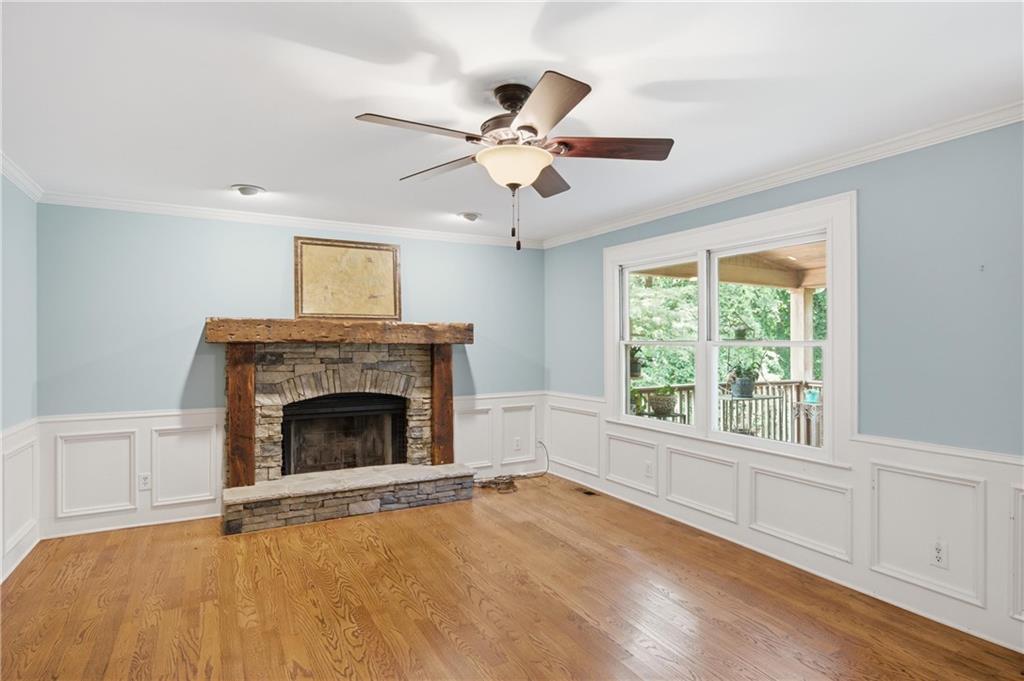 1365 Holly Bank Circle