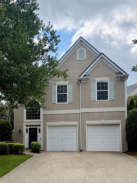 Homes For Sale - 2034 Crestview Way<br/> Woodstock, GA 30188