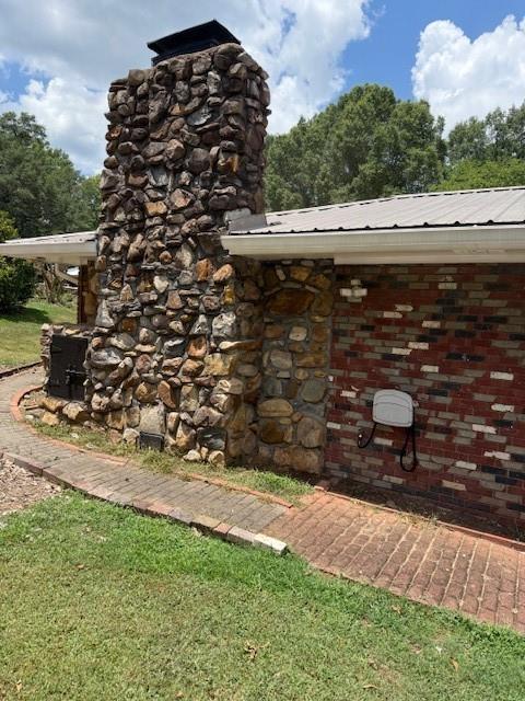 26 Indian Trail SE