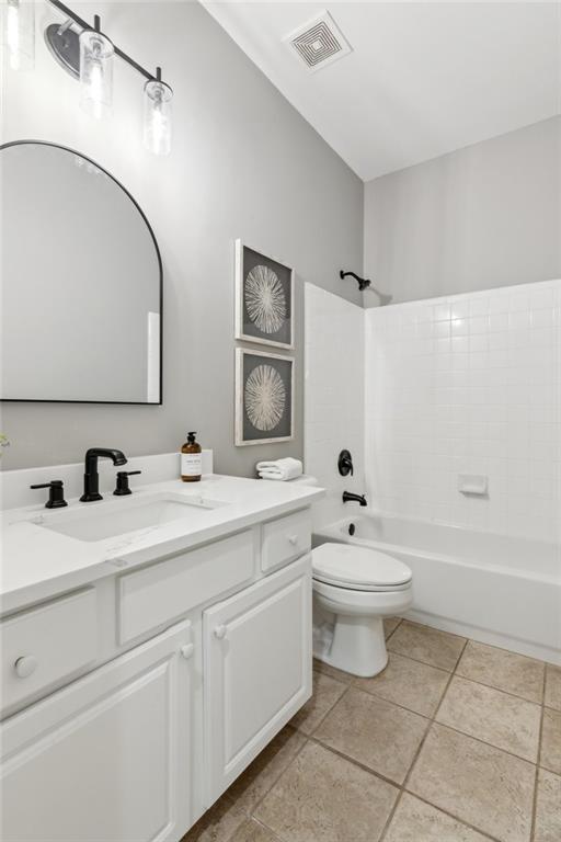 11040 Regal Forest Drive, Johns Creek, Georgia image 22