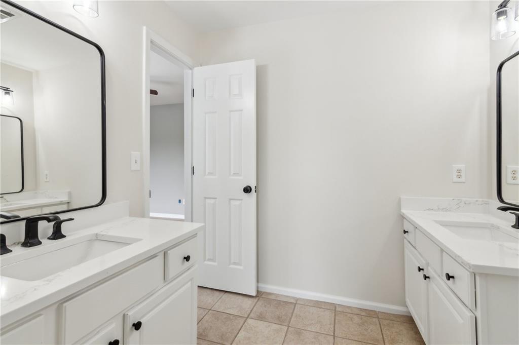 11040 Regal Forest Drive, Johns Creek, Georgia image 29