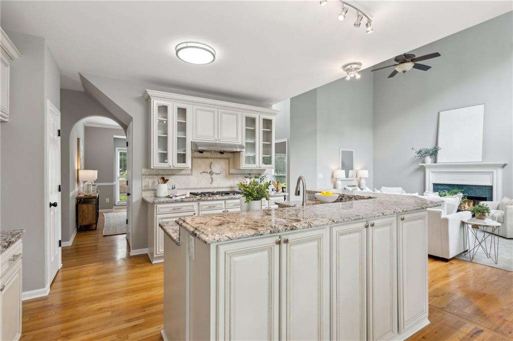 11040 Regal Forest Drive, Johns Creek, Georgia image 16