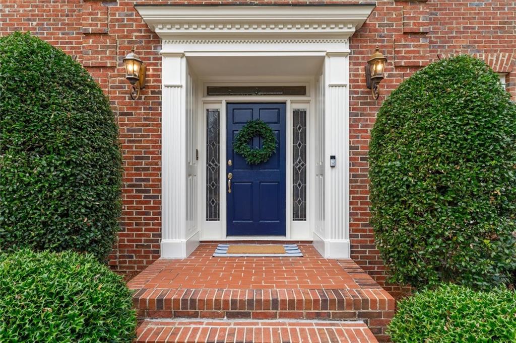 160 Lazy Laurel Chase