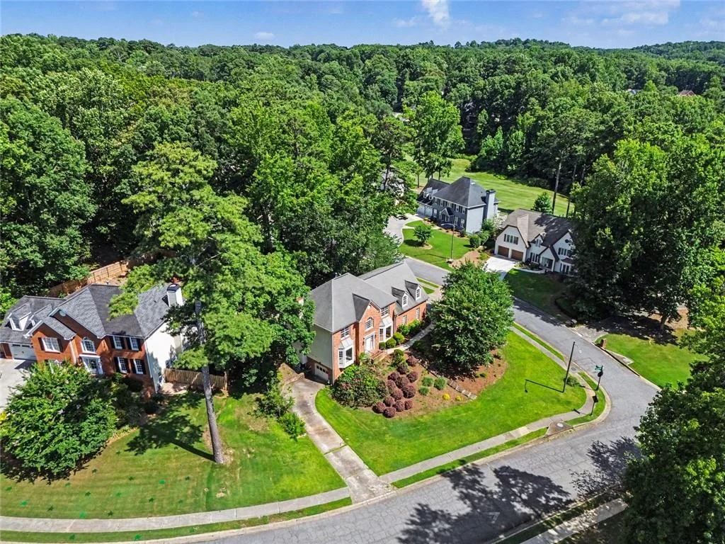5796 Brookstone View