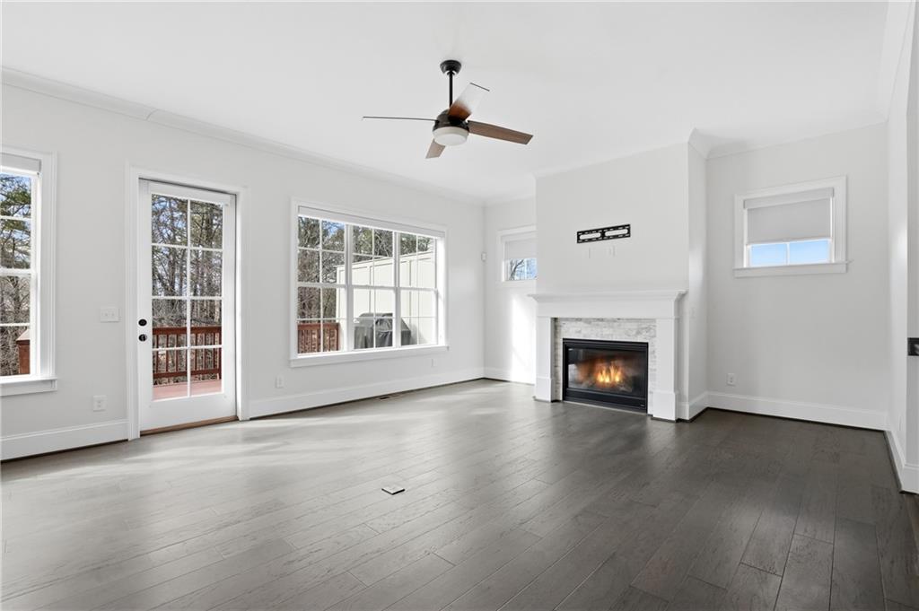 522 Springer Bend NW