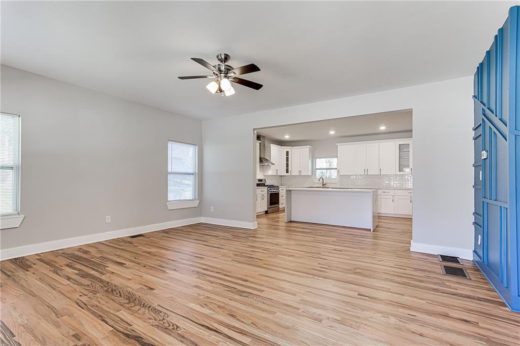 870 GASTON Street SW