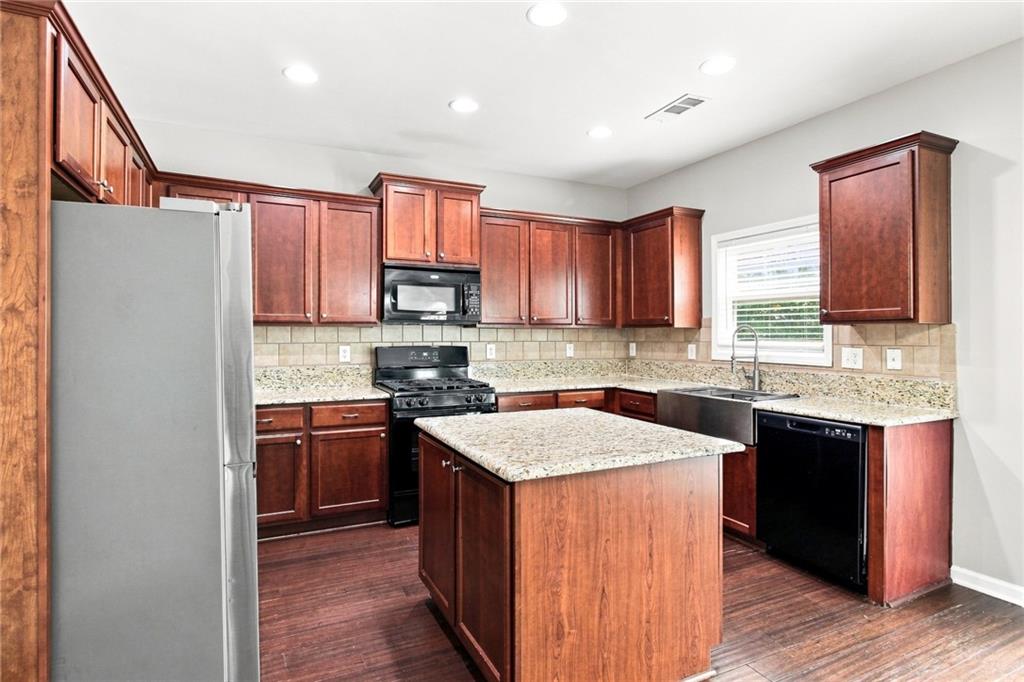 3847 Lake Sanctuary Way