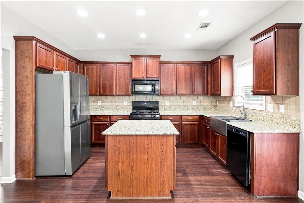 3847 Lake Sanctuary Way