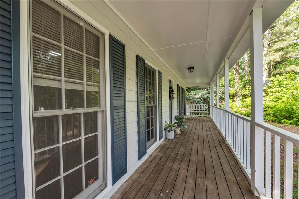 4112 Willow Walk, Lilburn, Georgia image 6
