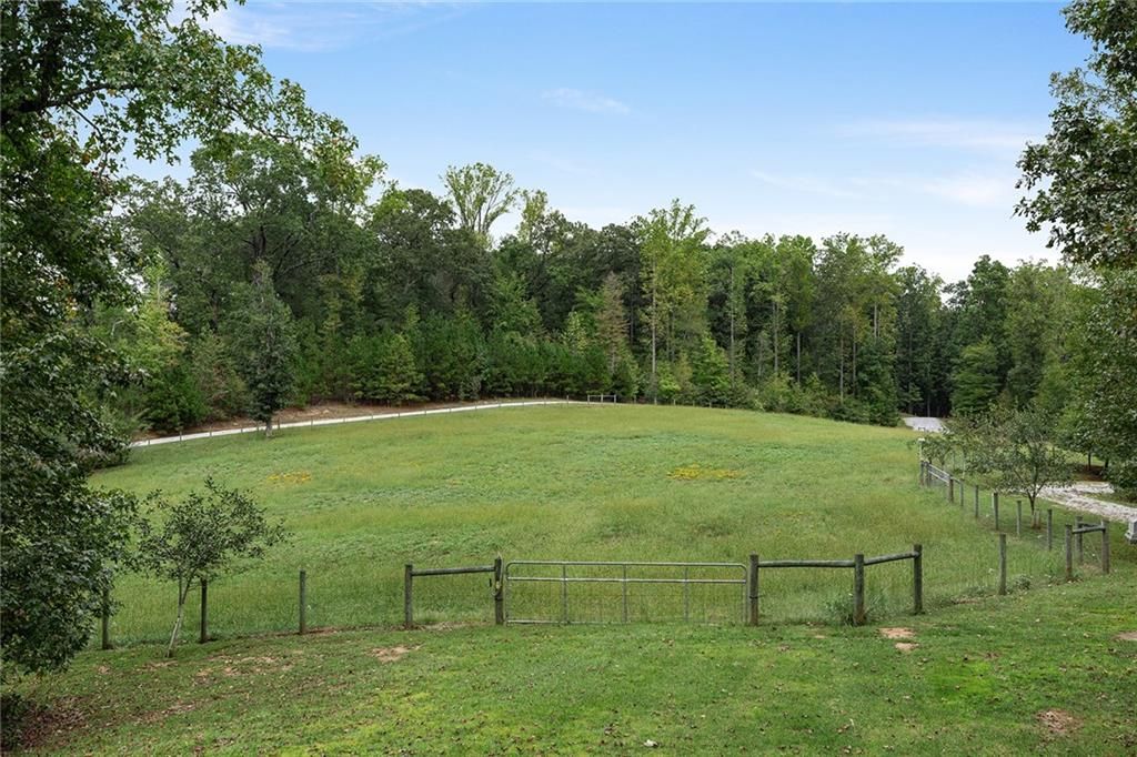 listing image 66