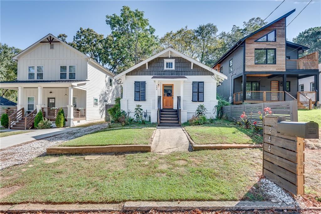 244 Laurel Avenue SW