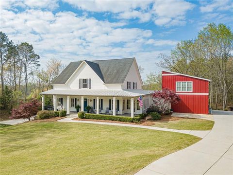 Homes For Sale - 220 Audreys Way<br/> Suwanee, GA 30024