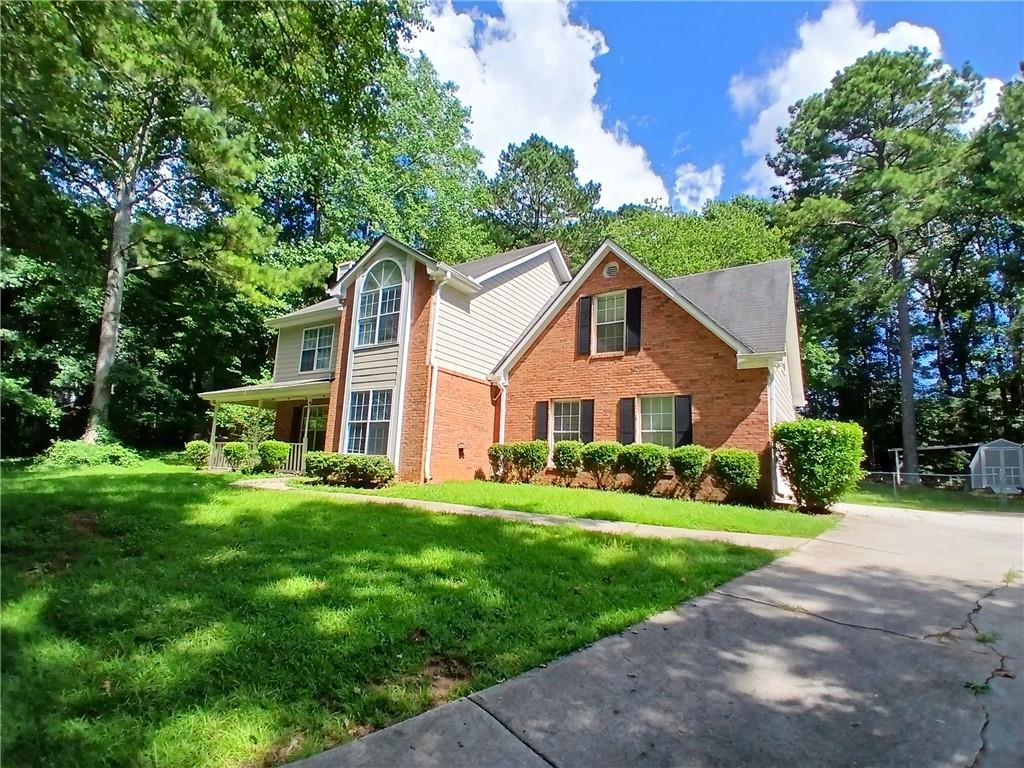 Completely refreshed! Must see. New Floors, New paint, New cabinets.
Large lot (1 Acre) in quiet cul-de-sac. Front porch and private back yard. Wood burning Fireplace, eat-in Kitchen, and large master with trey ceiling and walk-in closet. Master bath has jetted tub and separate shower. Storage closet in two car garage plus shed in back yard.
