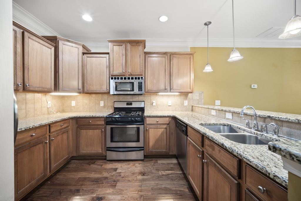 100 Trailside Way
