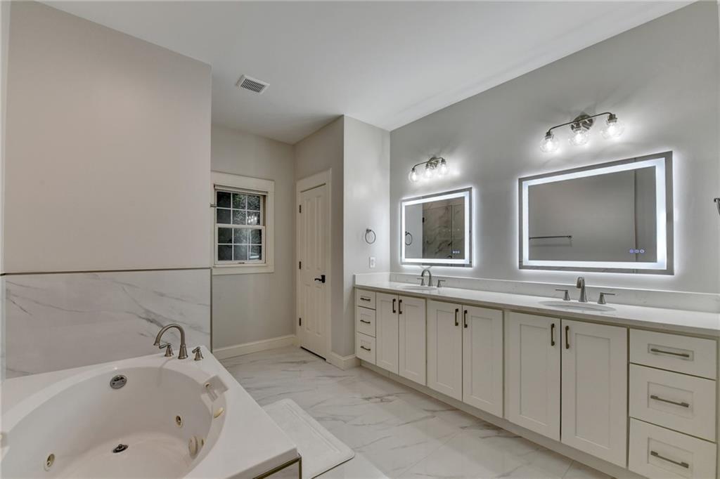 4541 Meadow Club Drive