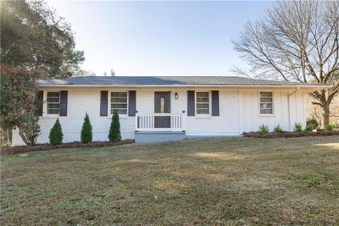 1836 Lochlomand Lane SE Smyrna GA 30080