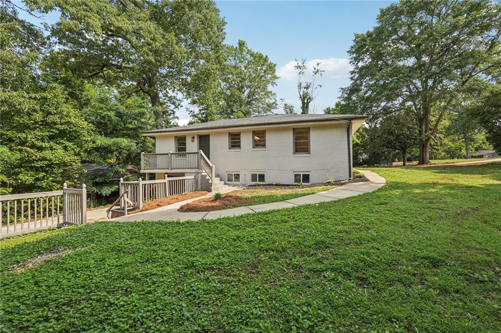3422 Maplehurst Drive, Decatur, Georgia image 46