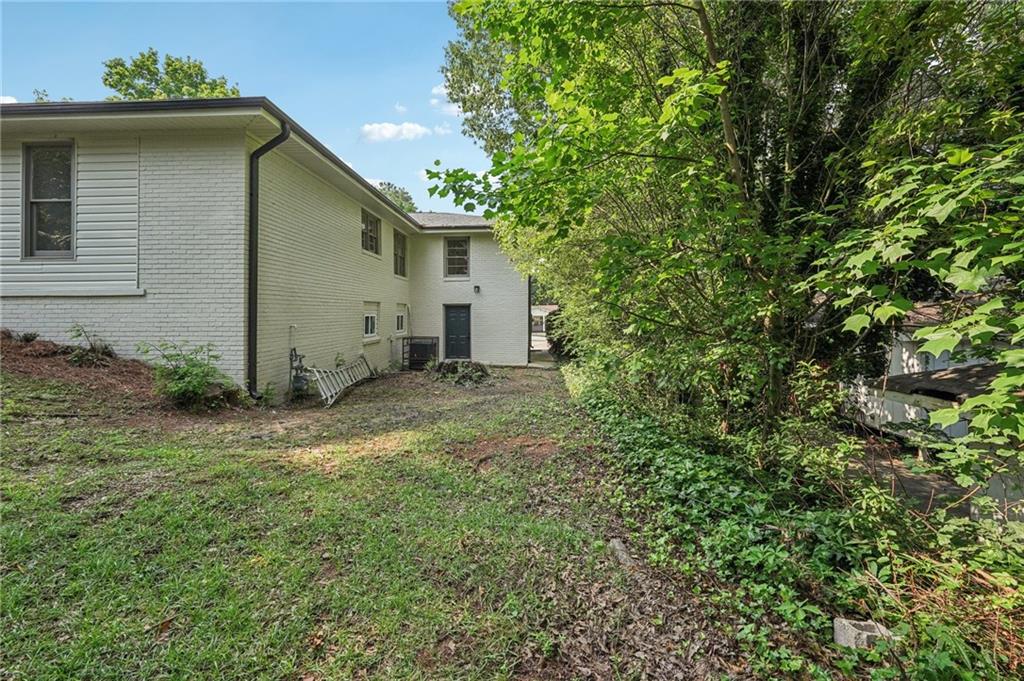 3422 Maplehurst Drive, Decatur, Georgia image 48