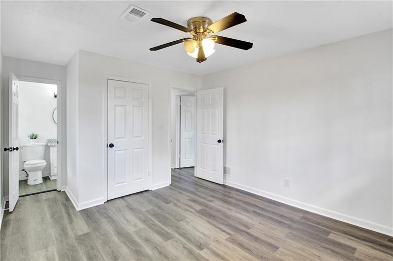 5774 Forest Drive, Acworth, Georgia image 22