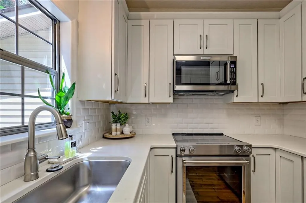 Clayton, Georgia 30525, United States, 3 Bedrooms Bedrooms, ,2 BathroomsBathrooms,Residential,Active,194668