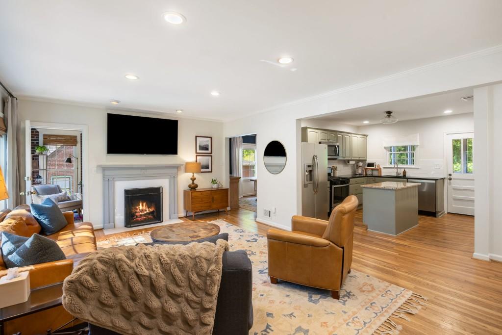 891 Stratford Road