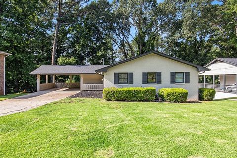 1749 W Caribaea Trail SE Atlanta GA 30316