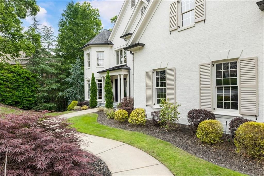 525 Tiverton Court