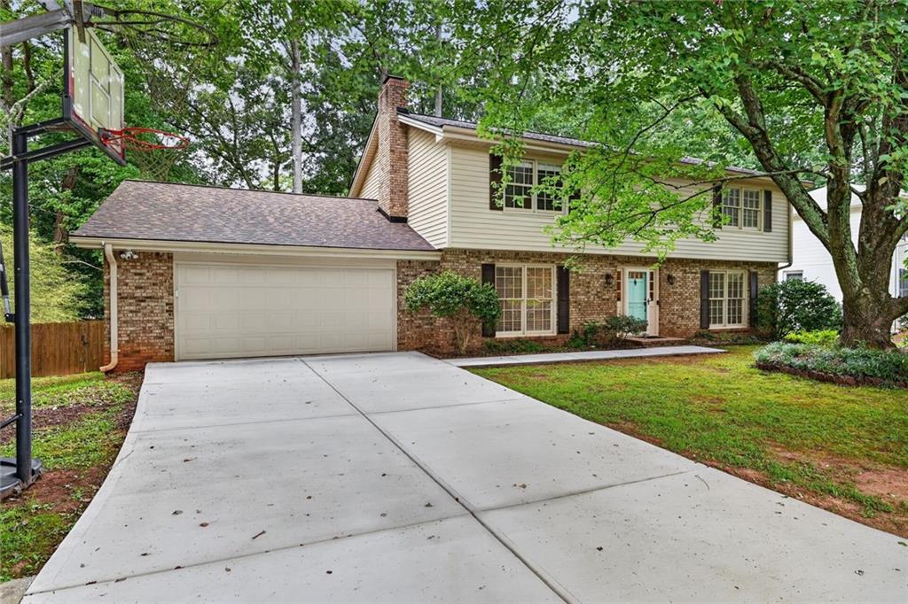 4682 Stonehenge Drive