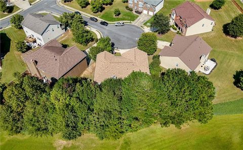 A home in Powder Springs