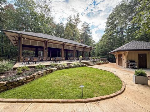 A home in Dawsonville