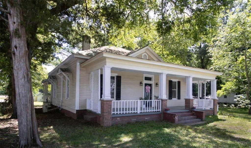 285 E Main St