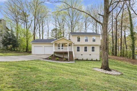 Homes For Sale - 106 Bob White Drive<br/> Stockbridge, GA 30281