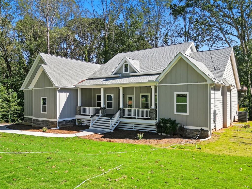 237 Barbara Lane SW