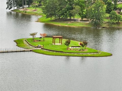 A home in Flowery Branch