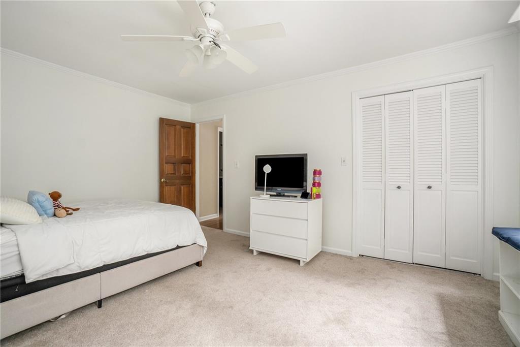 1935 Northbrooke Lane, Dunwoody, Georgia image 32