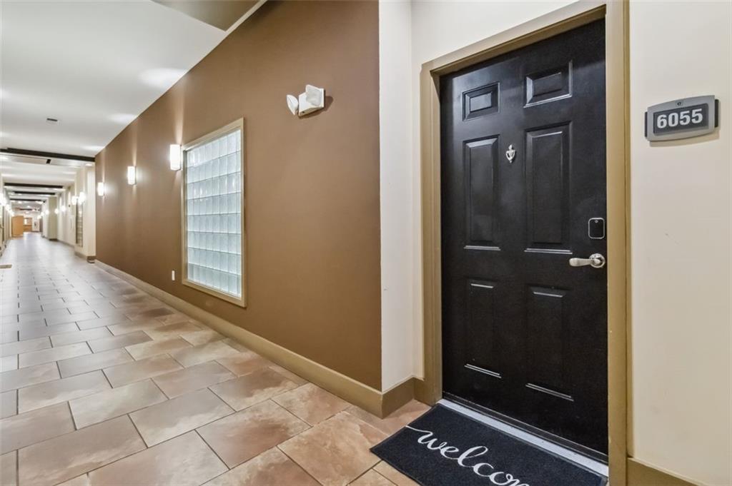 390 17TH Street NW 6055