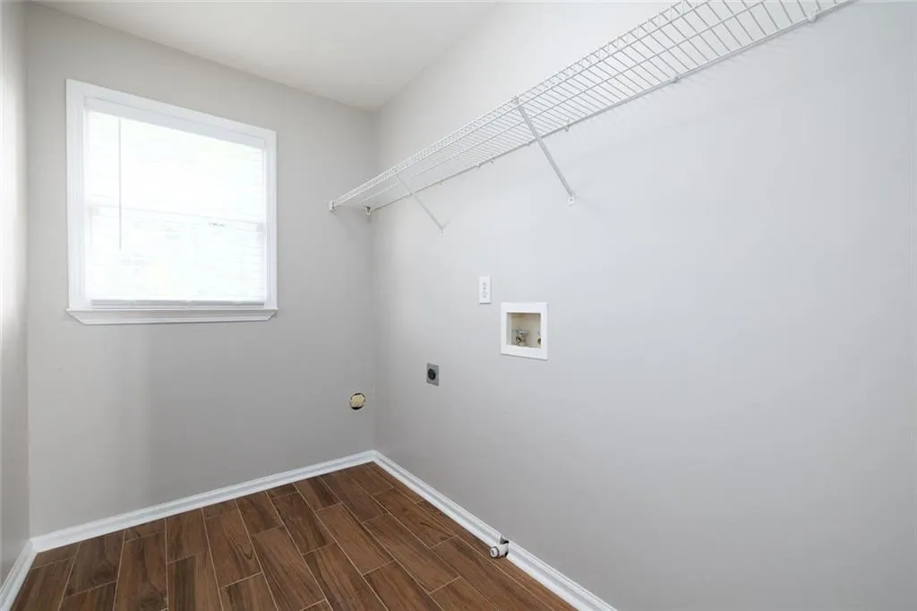 Stone Mountain, Georgia 30087, United States, 5 Bedrooms Bedrooms, ,4 BathroomsBathrooms,Residential,Active,225028