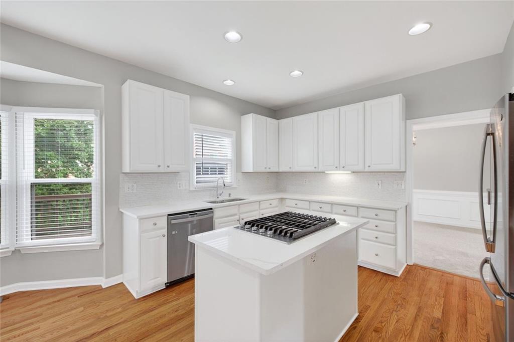 641 Olde Ivy Way