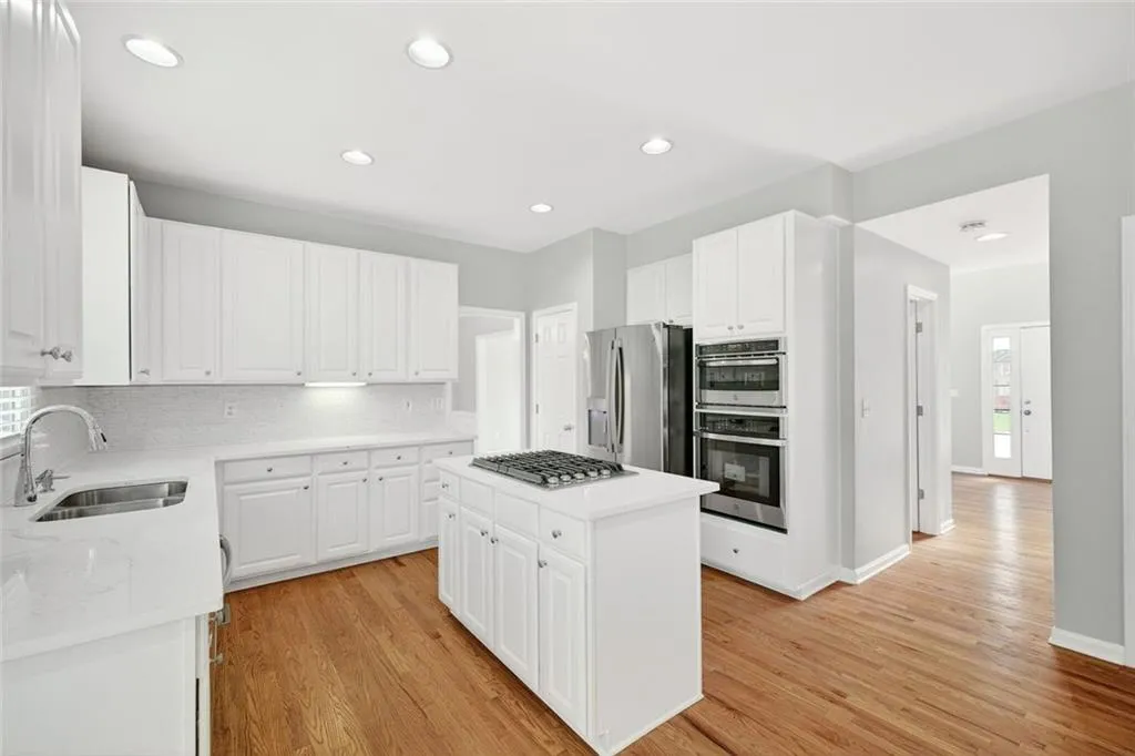 Stone Mountain, Georgia 30087, United States, 5 Bedrooms Bedrooms, ,4 BathroomsBathrooms,Residential,Active,225028