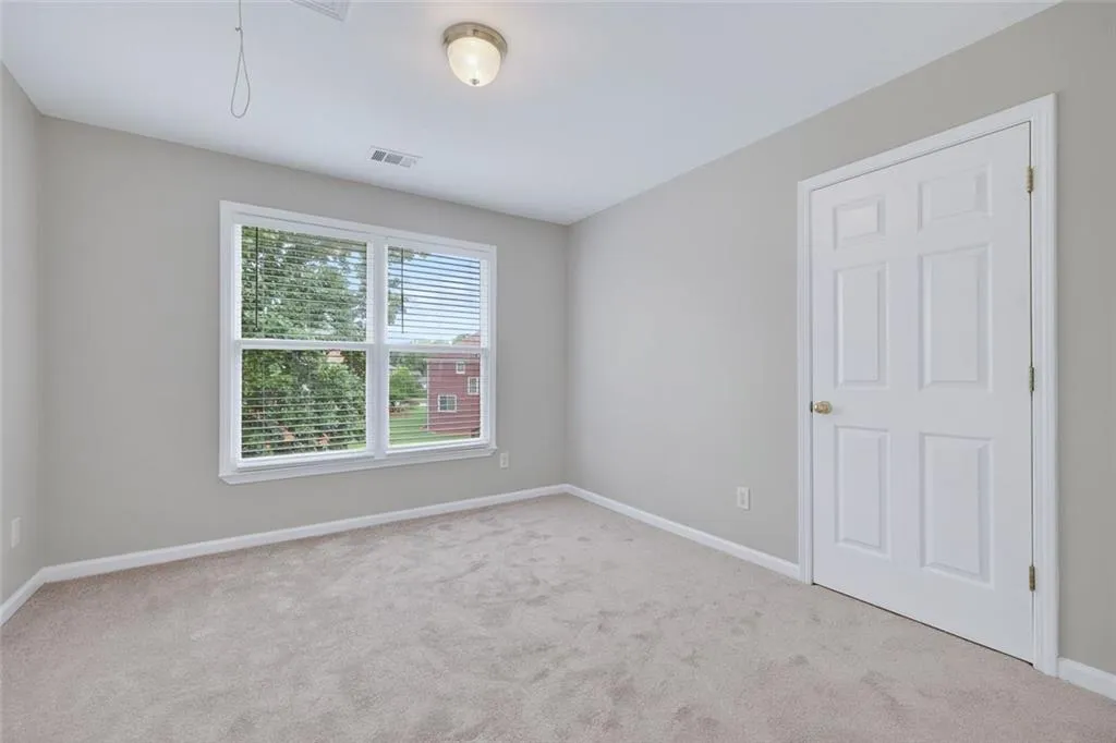 Stone Mountain, Georgia 30087, United States, 5 Bedrooms Bedrooms, ,4 BathroomsBathrooms,Residential,Active,225028