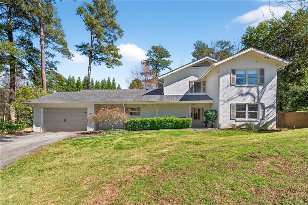 3811 N Stratford Road NE