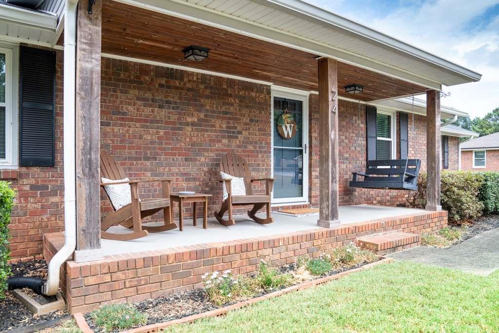 24 Skyview Circle