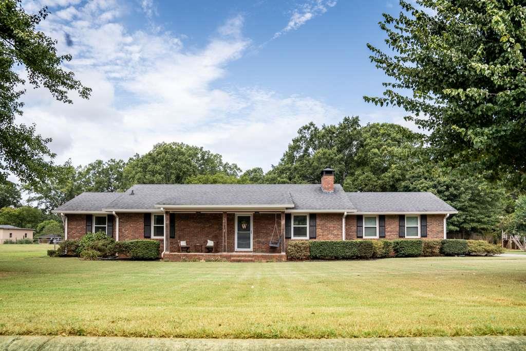 24 Skyview Circle
