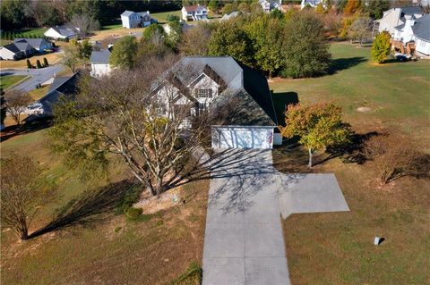 A home in Calhoun